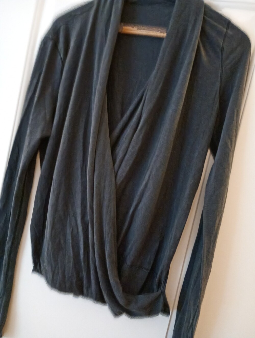 lululemon athletica | Charcoal Drape-Front Faux Wrap Long Sleeve | S/M
